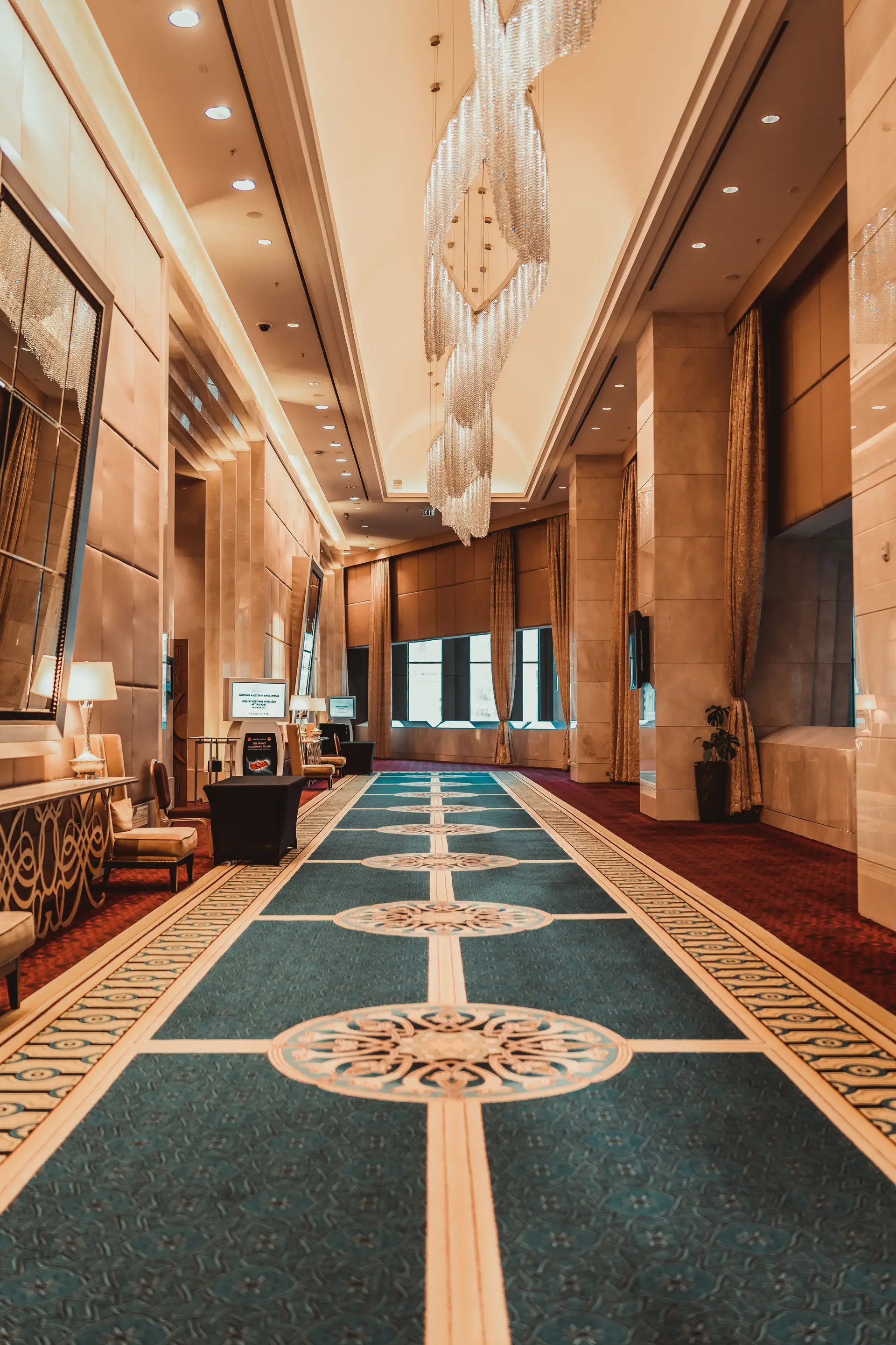 Luxury Hotel Decor