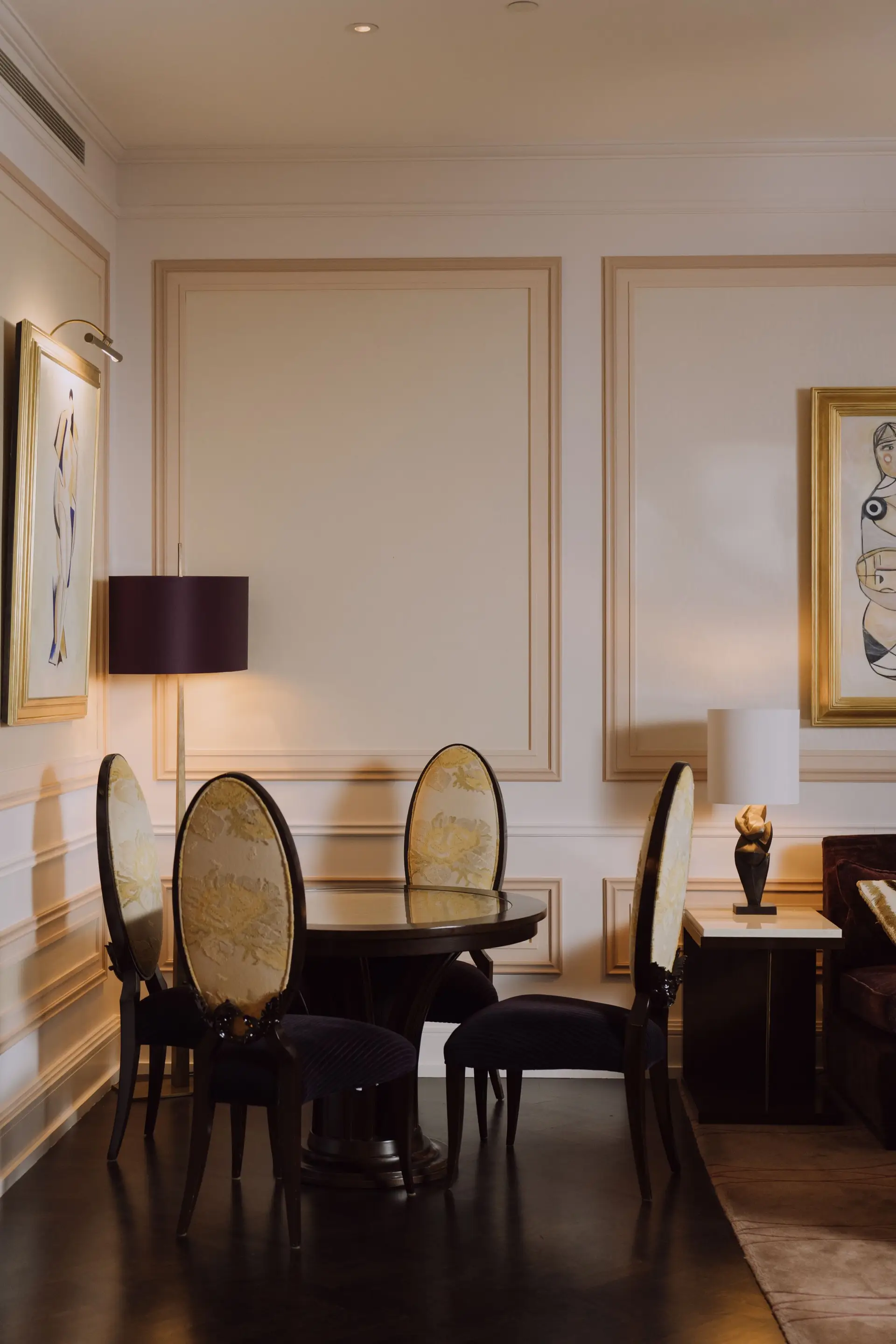 Premium Suite at Calvessianluxeretreat